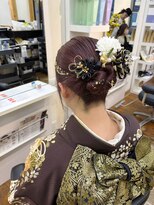 ギャラクシー ヘアードレッサーズ(galaxy hairdressers)&nbsp;成人式お団子ヘアアレンジ