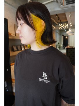 ココモ(KOKOMO) 【三野隼澄】ボブ/インナーカラー