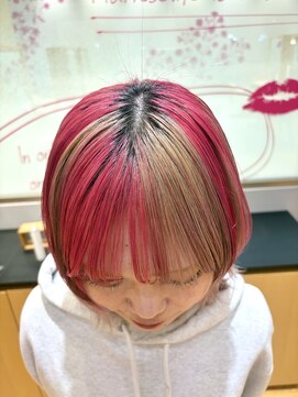 サラ ビューティ サイト 春日(SARA Beauty sight) 【デザインカラー】チグハグアンブレラカラー