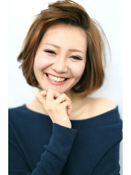 ヘアーメイク ダブル(HAIR MAKE double) ふわっとカチ上げ