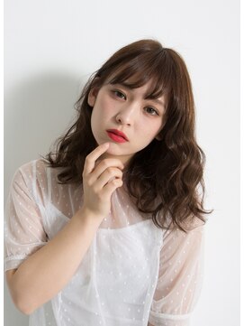 ソーホー ニューヨーク シズオカ(SOHO newyork SHIZUOKA) 耳かけ外ハネフェミニンウェーブ