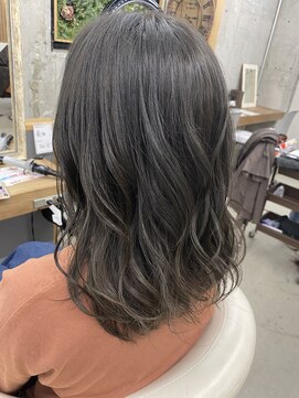 ユッカ エルア 武庫之荘南口(YUCCA elua) 【elua 長田】透け感ネビージュ！