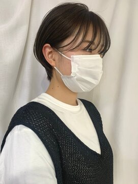 ヘーゼル 博多(HAZEL.) 丸みショート×シースルーバング／RISA