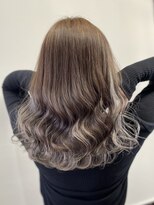 ラインヘアー(LINE HAIR)&nbsp;【眞鍋美咲】柔らかベージュ インナーカラー*