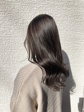 メール(Mer...) シークレットハイライトで暗髪透け感カラー♪