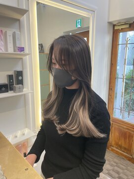 ログ オモテサンドウ(L.O.G OMOTESANDO) 『インナーカラーエクステ』自然な仕上がり 10代20代 表参道