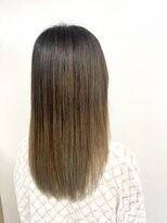 オアシス ガーデン 上尾店(Oasis GaRDEN)&nbsp;伸びても気にならない！グラデーションカラー