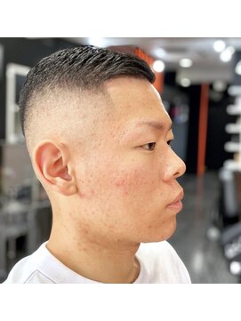 バーバートミーズ(BARBER Tommy's) スキンフェード