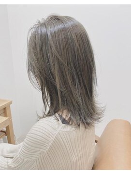 リールヘア 千早店(rire hair) 外ハネ×デザインカラー