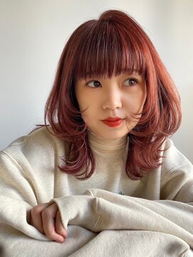 シーサカエ(SHE.sakae) ミディアムウルフ×柔らかピンク