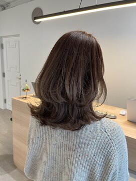 アメリ(ameri) 【ameri satomi】ミディアムレイヤー×ミルクティー