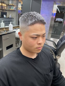 グナスティバイダムディー トウキョウ(GNASTY by DAMDEE TOKYO) ツーブロックマッシュ/波巻き/ハイライト/束感[大宮/理容室]