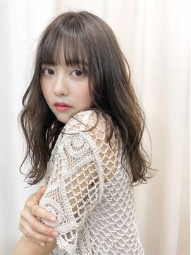 アトリエサニーデイ(atelier SUNNY DAY) セミロングレイヤーカット/グレージュ/前髪カット/イルミナ