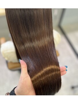 リジー(Litzy) サラつやTOKIOトリートメント《木寺樹莉》