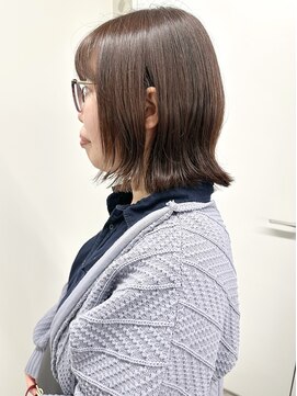 モリオ(morio) *耳かけボブミディアムレイヤーミディボブ大人ボブ30代40代2