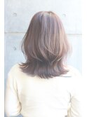 大人可愛いミルクチョコレートミディアムレイヤー30代40代50代