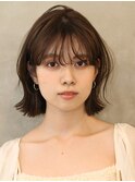 大人可愛い韓国風ショートウルフ前髪あり透明感カラーひし形