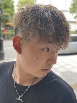 ヴィブル 多賀城市(vivre25) ホワイトメッシュツイスパ/仙台/多賀城