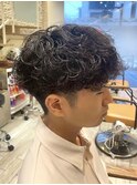 横須賀シャドウパーマツイストスパイラルパーマセンターパート