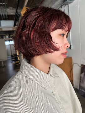 トゥナ 六角(Tuna) フレンチボブ