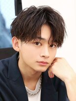 ルーシー 名古屋栄(LUCEY)&nbsp;センターパートニュアンスパーマフェザーパーマ波巻きパーマ