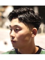 キングスマントーキョー カットクラブ 中野(KINGSMAN TOKYO CUTCLUB)&nbsp;ニュアンスパーマ/ツイストスパイラル/フェード[中野/MEN'S]