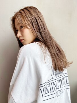 アイティー バイ アルバム 浦和店(IT by ALBUM) ナチュラルロング_オリーブカラーハイライトカラー_47005