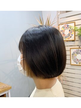 サイイン(saiin) インナーカラーボブ