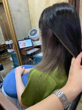 トト 船橋店(toto.) 黒髪/グレーベージュ/レイヤーロング/前髪パーマ[西船橋/津田沼]