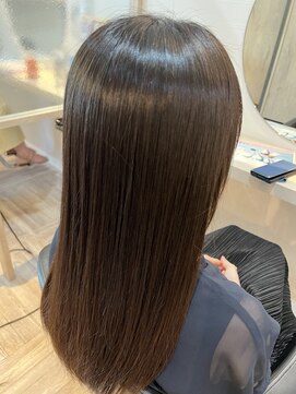 ココシア(Cocosia) 艶サラロングヘア