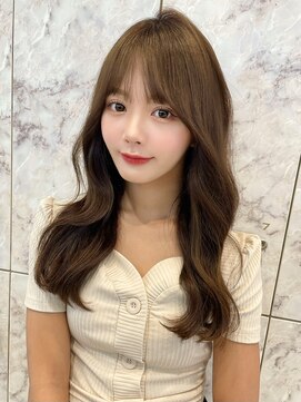 ルームバイシー 新宿(Loom. by Sea) 韓国風前髪/シルキーベージュ/グレージュカラー/斜めバング
