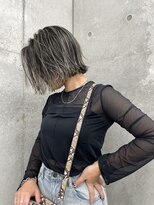 モニカ(MONIQA)&nbsp;ハイライト×ワンレン外ハネボブ