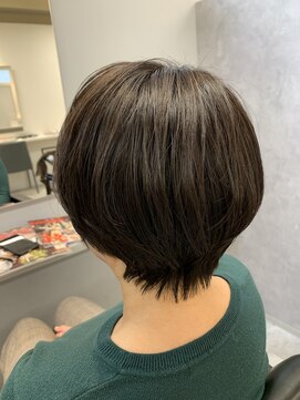 アイディール 心斎橋店(:ideal) お手入れラクチン♪マッシュショート