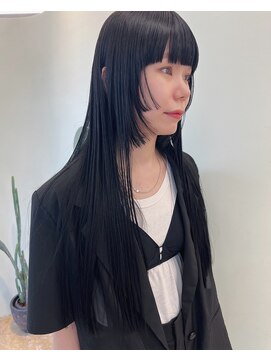 ユー(yew) ステップカット