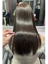 スライバイリアオオサカ(Sly By Ria OSAKA)&nbsp;髪質改善/縮毛矯正/酸性ストレート【梅田】【大阪】