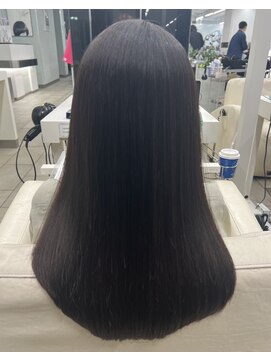 クレアトゥールウチノ(CREATEUR Uchino) キレイ髪ストレート