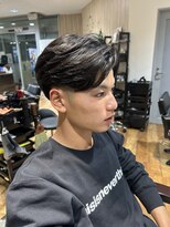 ディアー 生駒店(Dear)&nbsp;パーマ無しフェザー感のあるフェード