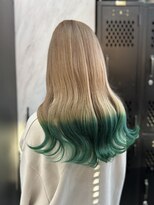 ヴァイス 渋谷店(VAICE)&nbsp;ミルクティーベージュ/裾カラー/グリーン