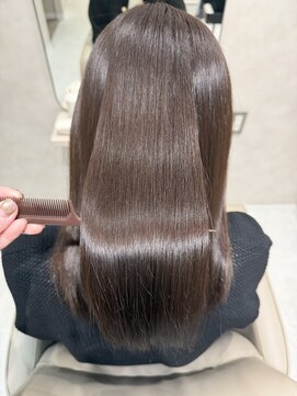 ジーナ 姪浜(Zina) ＊premium髪質改善トリートメント＊　【Zina姪浜】