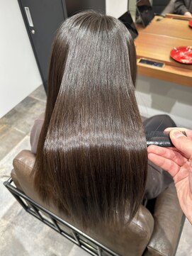 クロ(Curo.) シルクストレート