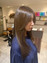 オーバルヘアー(OVAL hair) ナチュラルレイヤー/透明感ライトブラウン/顔まわりカット