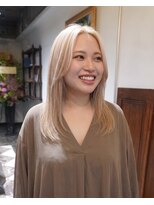 グッドフェローズ キタホリエ(GoodFellas kitahorie)&nbsp;自然なレイヤーカットで魅せる透明感ハイトーンブリーチ艶感