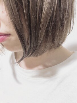 リアン(Lien) つやつやグレージュ/MARINA