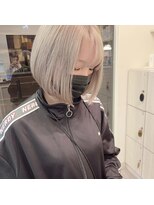 ユニ(Uni.)&nbsp;ホワイトベージュカラー