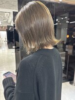 ケーツー心斎橋 クイーンズガーデン バイ ケーツー(K two QUEEN'S GARDEN by K two) 赤み消しピスタチオグレージュ*外ハネボブ*髪質改善*心斎橋