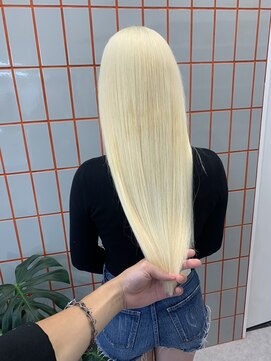 ペレ 渋谷(PELE) 斜めバング/グレージュカラー/デザインカラー/渋谷/渋谷駅