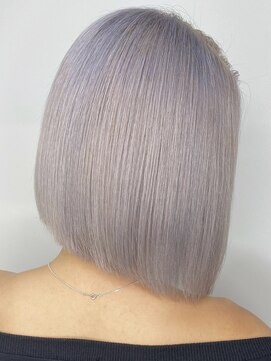 エリーツ 表参道(elyts) ホワイトボブ