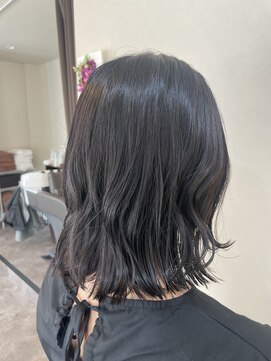 シーナ(Sina) 透明感ダークブラウン/空気感◯外ハネボブ