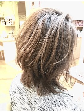 ヘアカフェ コトノハ(hair cafe Kotonoha) 【コトノハ】ハイライトカラーネオウルフ小顔デザインスタイル