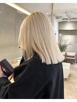 ローレン(LOREN)&nbsp;黒髪/ボブルフ/ネビージュ/小顔/ワンレン/栄/髪質改善/前髪